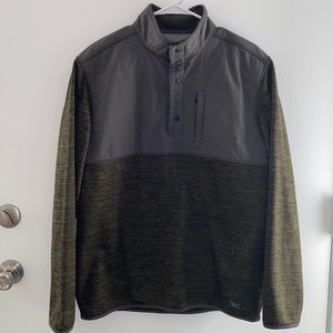 G.H. Bass & Co Olive Green Sweater
